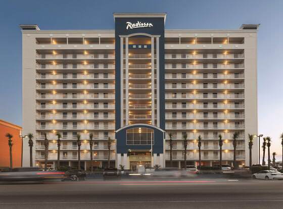 Radisson Hotel Panama City Beach - Oceanfront allows check-in for 18 year-old guests
