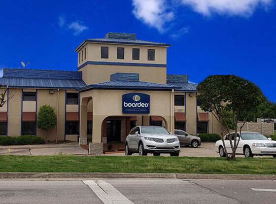 Boarders Inn & Suites by Cobblestone Hotels - Ardmore allows check-in for 18 year-old guests
