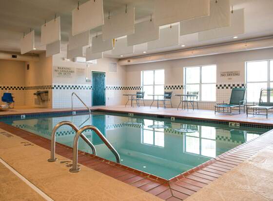 Country Inn & Suites by Radisson, Effingham, IL allows check-in for 18 year-old guests