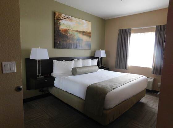 Island Suites allows check-in for 18 year-old guests