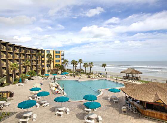 Hawaiian Inn Beach Resort allows check-in for 18 year-old guests