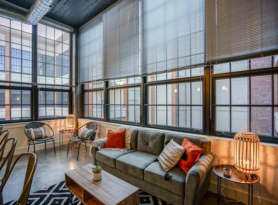 FRONTDESK 800 Capitol Apts Downtown Indy allows check-in for 18 year-old guests