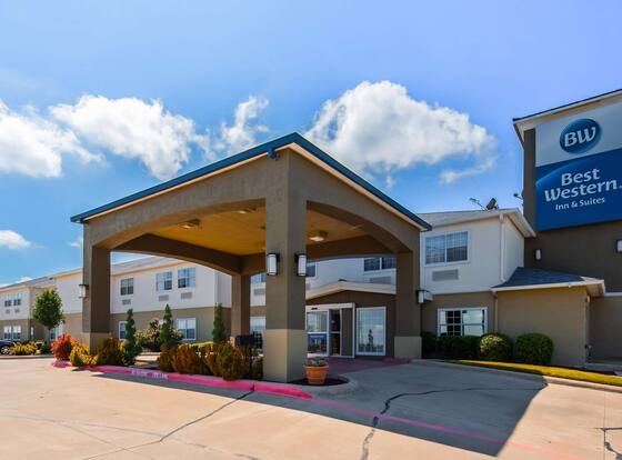 Best Western Club House Inn & Suites allows check-in for 18 year-old guests
