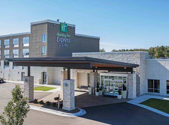 Holiday Inn Express & Suites Ludington, an IHG Hotel allows check-in for 18 year-old guests