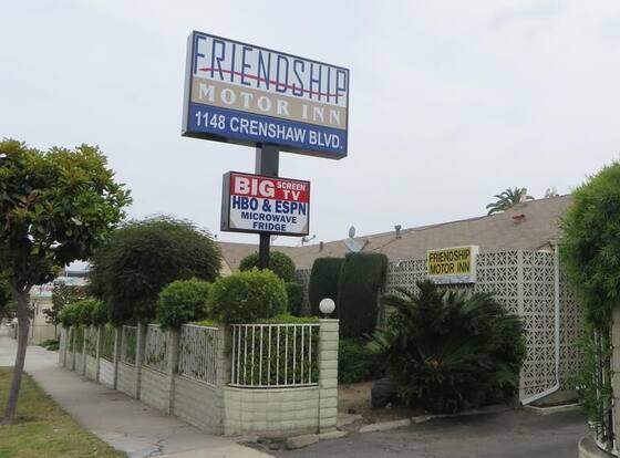 Friendship Motor Inn allows check-in for 18 year-old guests