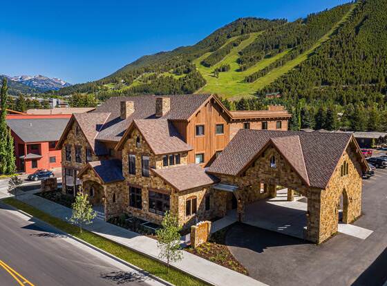 Elk Country Inn allows check-in for 18 year-old guests