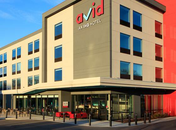 Avid Hotels Ft Lauderdale Airport Cruise, an IHG Hotel allows check-in for 18 year-old guests