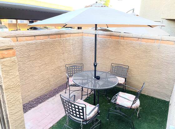 Paradise Valley North Scottsdale Prime allows check-in for 18 year-old guests