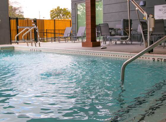 Fairfield Inn & Suites by Marriott San Antonio Medical Center allows check-in for 18 year-old guests