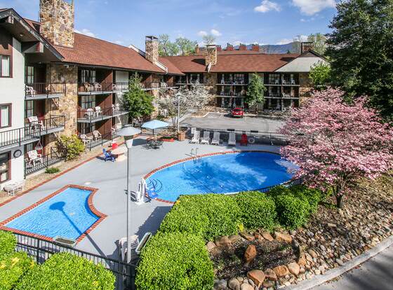 River Edge Inn allows check-in for 18 year-old guests