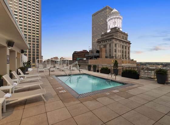 Hilton Garden Inn New Orleans French Quarter/CBD allows check-in for 18 year-old guests