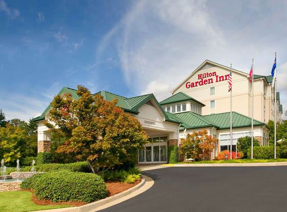 Hilton Garden Inn Columbus allows check-in for 18 year-old guests