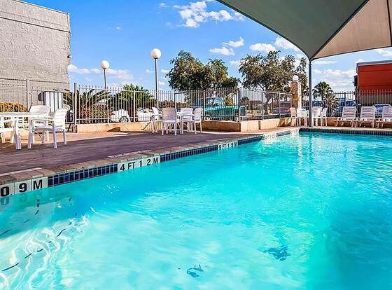 Travelodge by Wyndham San Antonio Downtown Northeast allows check-in for 18 year-old guests