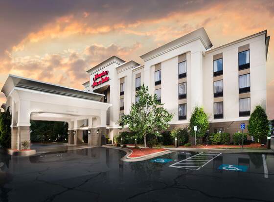 Hampton Inn & Suites Wilson I-95 allows check-in for 18 year-old guests