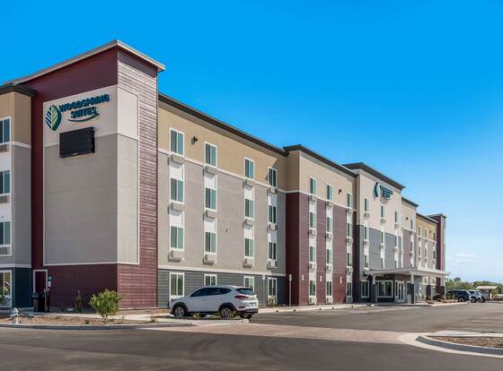 Woodspring Suites Tucson South allows check-in for 18 year-old guests