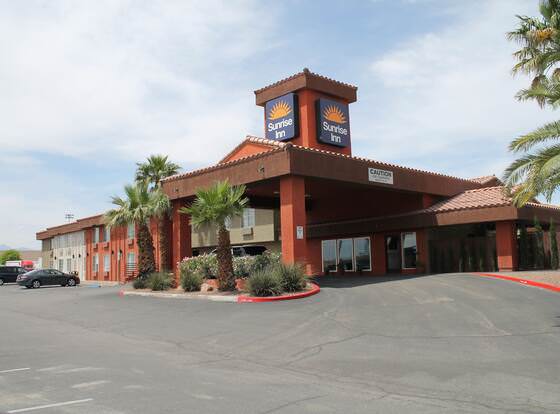 Sunrise Inn Hotel allows check-in for 18 year-old guests