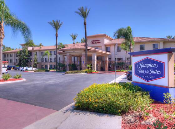 Hampton Inn & Suites Ontario allows check-in for 18 year-old guests