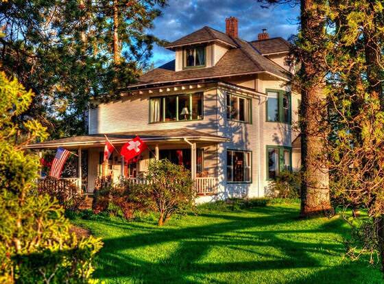 Miller Tree Inn allows check-in for 18 year-old guests