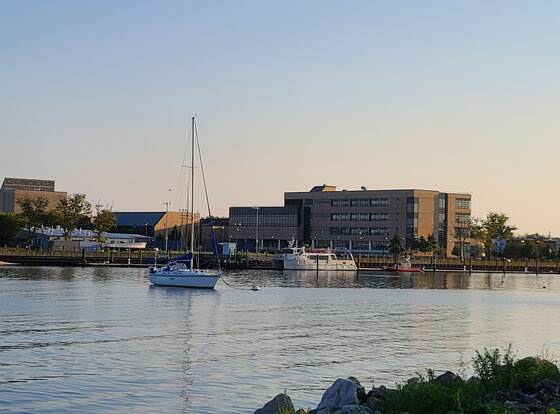 Bayview Inn Motel - Adults Only allows check-in for 18 year-old guests