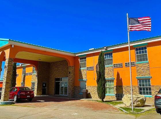 B&J Hotel and Apartment allows check-in for 18 year-old guests