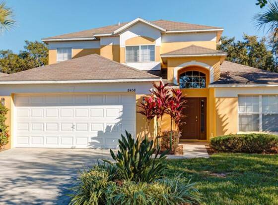 SKC Villa Emerald Island Resort allows check-in for 18 year-old guests