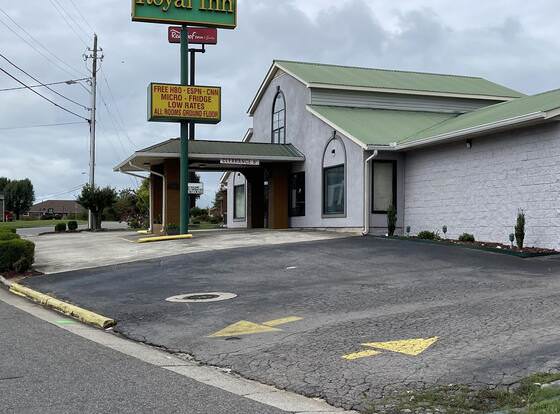 Royal Inn allows check-in for 18 year-old guests