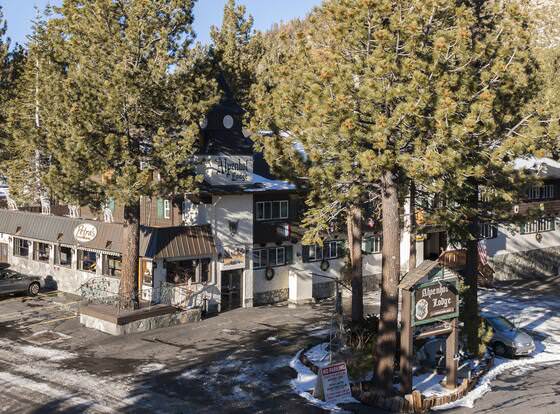 Alpenhof Lodge allows check-in for 18 year-old guests