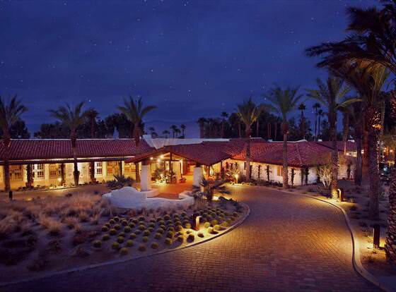 La Casa del Zorro allows check-in for 18 year-old guests