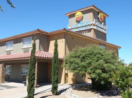 Comfort Inn & Suites Las Cruces Mesilla allows check-in for 18 year-old guests
