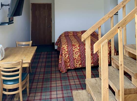 Aspen Cove resort allows check-in for 18 year-old guests