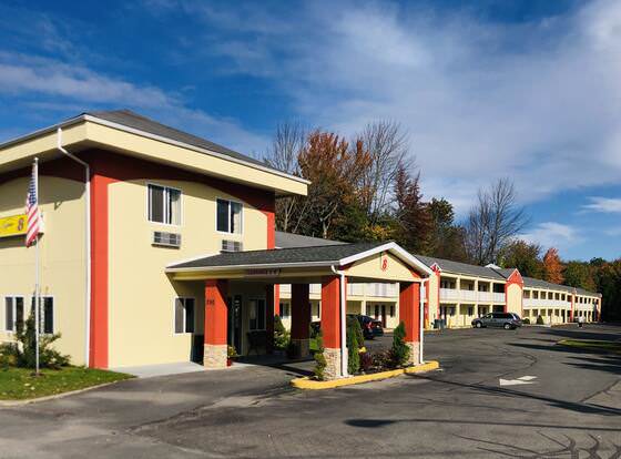 Super 8 by Wyndham Monticello allows check-in for 18 year-old guests