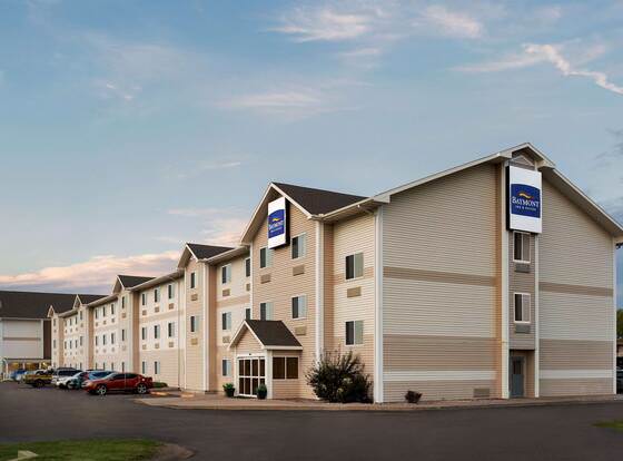 Travelodge by Wyndham North Platte allows check-in for 18 year-old guests
