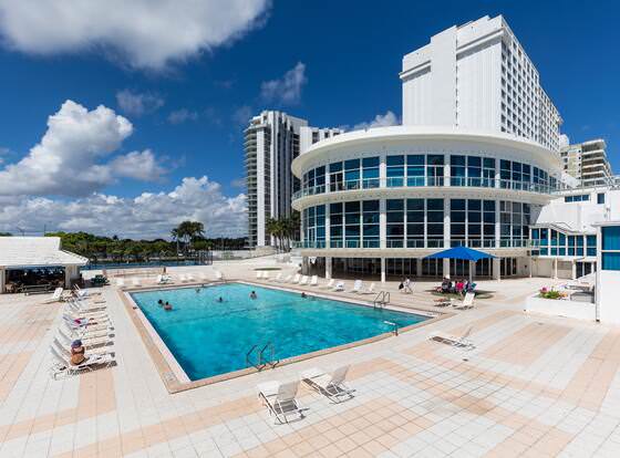 Castle Beach Apartments allows check-in for 18 year-old guests