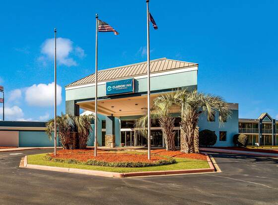 MainStay Suites allows check-in for 18 year-old guests