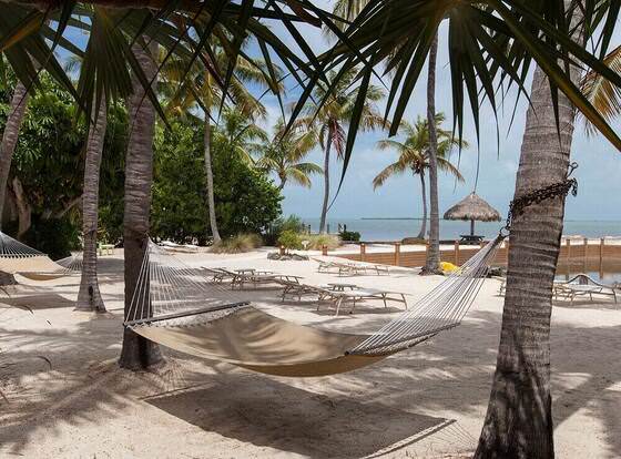 Kona Kai Resort and Gallery allows check-in for 18 year-old guests