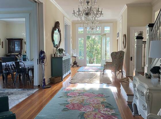 The King's Daughters Bed and Breakfast allows check-in for 18 year-old guests