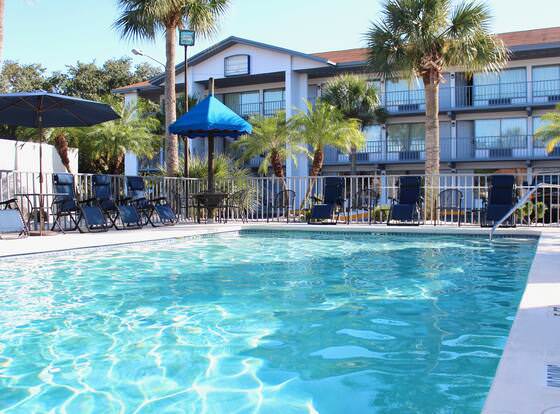 Vivo Living Kissimmee West allows check-in for 18 year-old guests