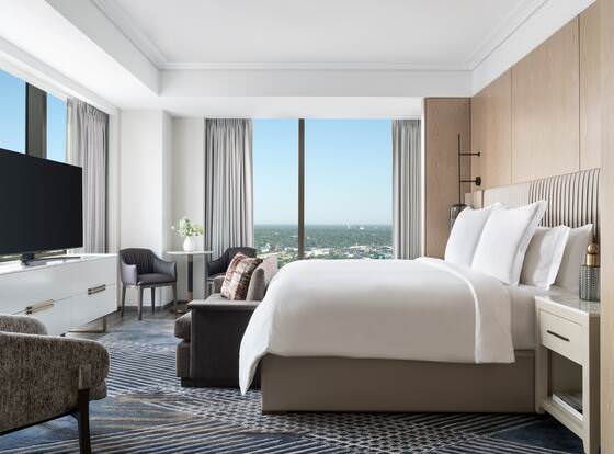 Four Seasons Hotel Minneapolis allows check-in for 18 year-old guests