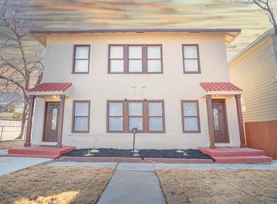 Trendy 2 BR Prime Apt Near Dtwn, Pearl, Fort Sam! allows check-in for 18 year-old guests