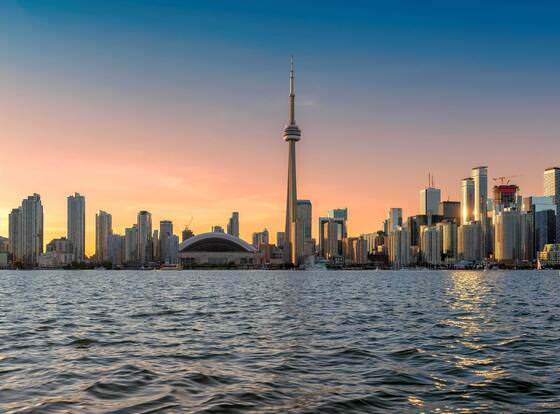 1BR with Pool and Hot Tub Access allows check-in for 18 year-old guests