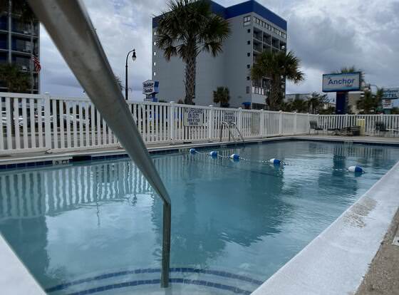 The Anchor Hotel allows check-in for 18 year-old guests