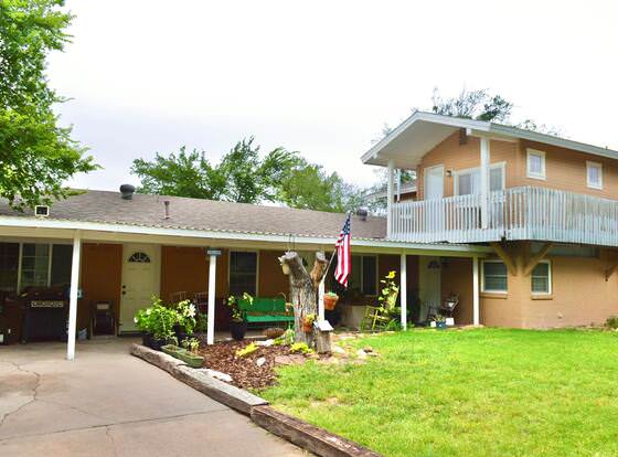 Sammy's Place allows check-in for 18 year-old guests