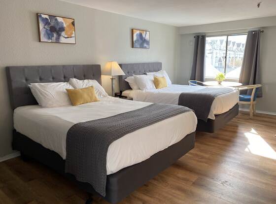 Ways Motel allows check-in for 18 year-old guests