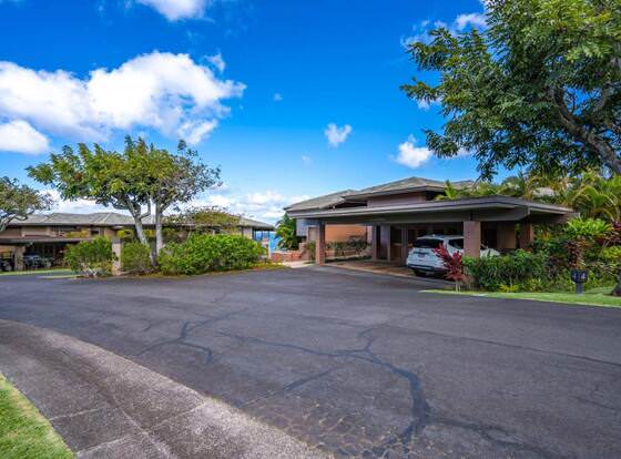 Kapalua Ridge by Coldwell Banker Island Vacations allows check-in for 18 year-old guests