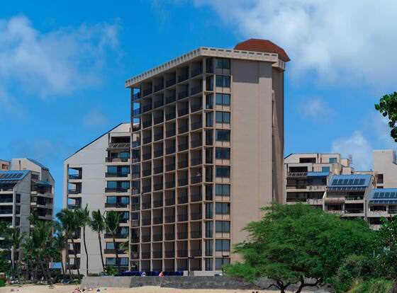 Kahana Beach Vacation Club allows check-in for 18 year-old guests