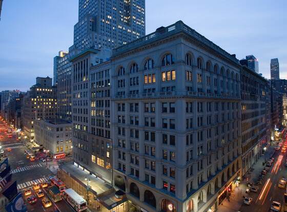 U Hotel Fifth Avenue allows check-in for 18 year-old guests