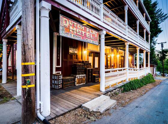 The Dutch Flat Hotel allows check-in for 18 year-old guests