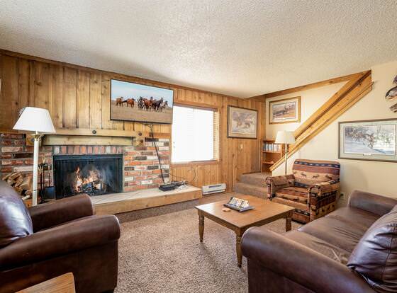 Trapper 8 allows check-in for 18 year-old guests