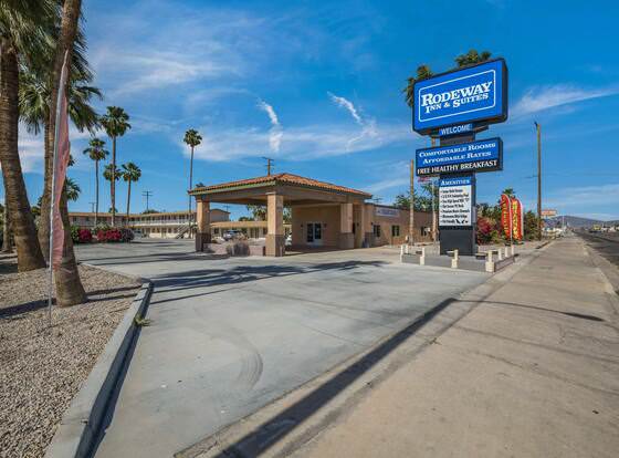 Rodeway Inn & Suites allows check-in for 18 year-old guests