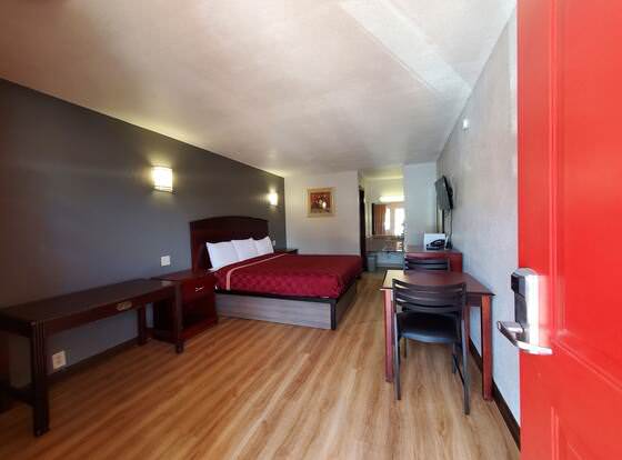 Welcome Inn allows check-in for 18 year-old guests